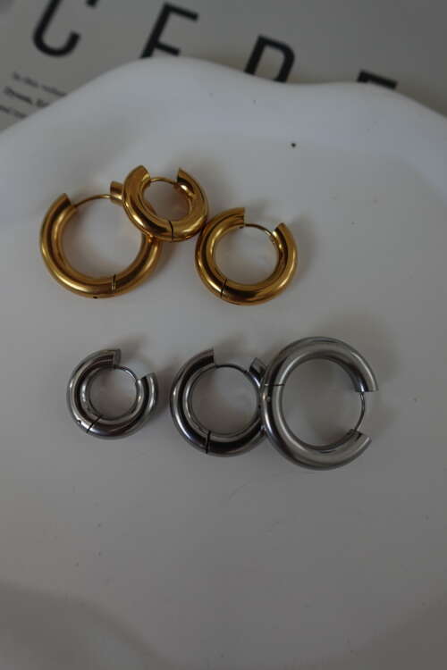 Üçlü Gold Halka Küpe - Görsel 3